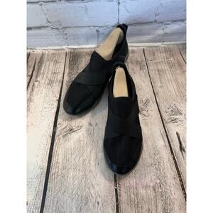 CROCS Women’s Black Swiftwater Cross-Strap Static Slip-Ons / Size: W8